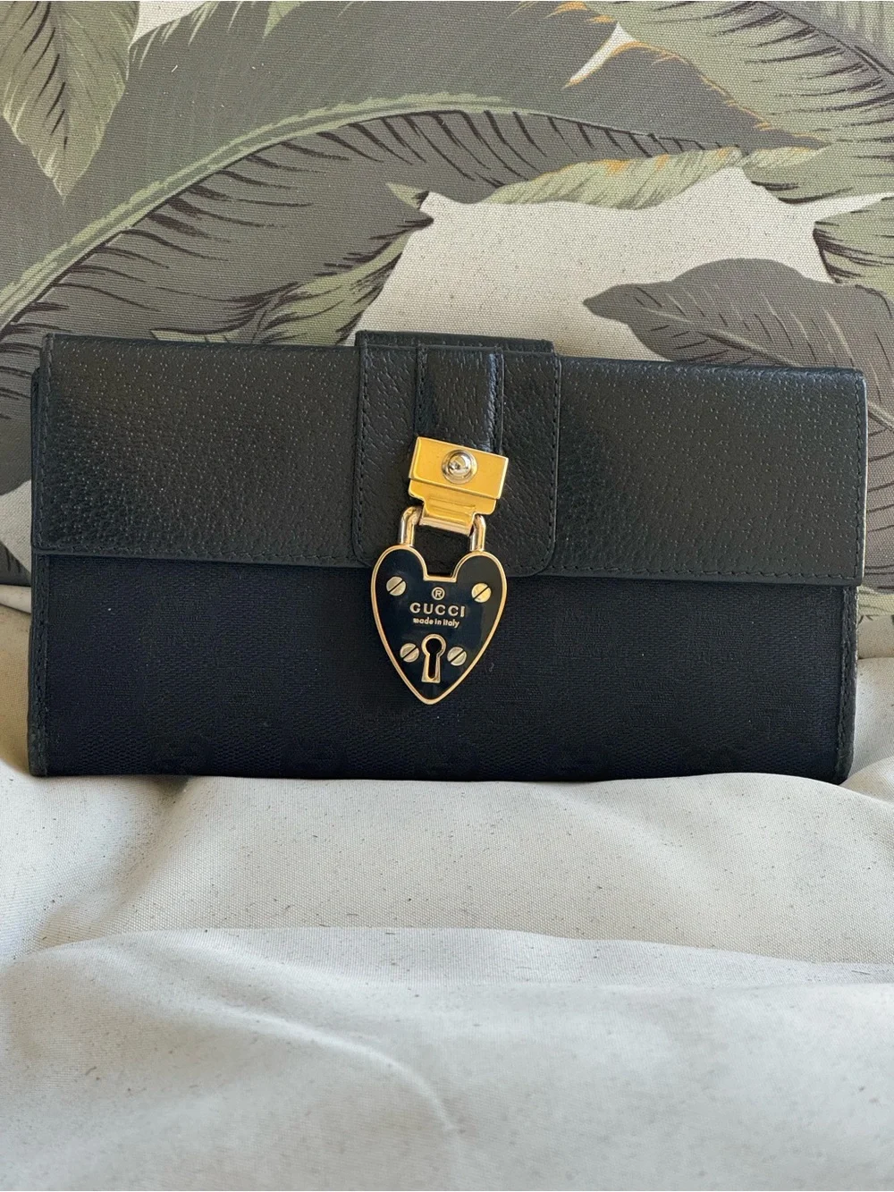 ❤️ Gucci Gorgeous w COA. ❤️